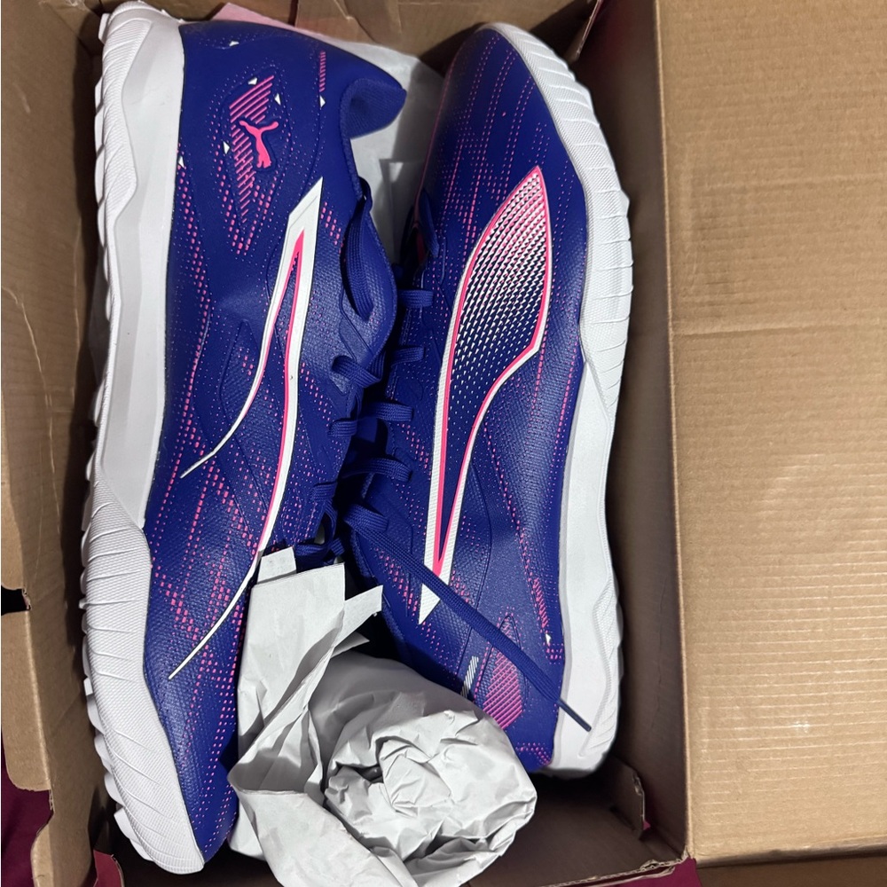 Puma Men's Blue and Pink Athletic Shoes